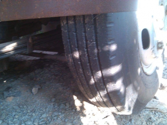 รถหกล้อดั้มโตโยต้าไดน่า ไม่มีเครื่องมีแต่เกียร์ทะเบียน ม.79