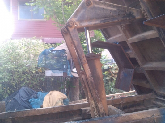 รถหกล้อดั้มโตโยต้าไดน่า ไม่มีเครื่องมีแต่เกียร์ทะเบียน ม.79