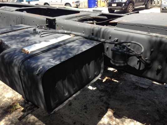 ขายรถบรรทุก 10 ล้อหัวคัสซี ISUZU DECA 270 แรงม้าปี 2546 ราคา 1150000