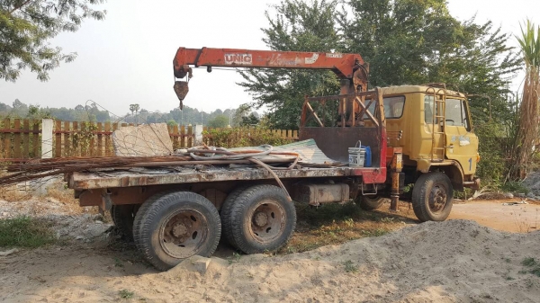 ขาย 10 ล้อ เพลาเดียว ติดเครน UNIC 3 ตัน ไม่มีทะเบียน เครื่อง 6BF1 185 แรงม้า คัสซีหัวยาว พวงมาลัยพาวเวอร์ วางหัว F18 รถใช้งานได้ปกติ ราคาต่อรองได้ครับ