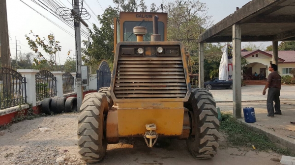 ขาย รถเกรด GALION 850 เอกสารเล่มทะเบียนครบ เครื่องดี ปั้มดี ใช้งานได้ทุกระบบ ยางเต็ม ราคาต่อรองได้ครับ