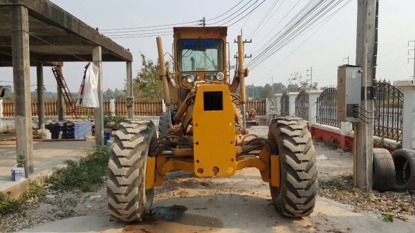 ขาย รถเกรด GALION 850 เอกสารเล่มทะเบียนครบ เครื่องดี ปั้มดี ใช้งานได้ทุกระบบ ยางเต็ม ราคาต่อรองได้ครับ