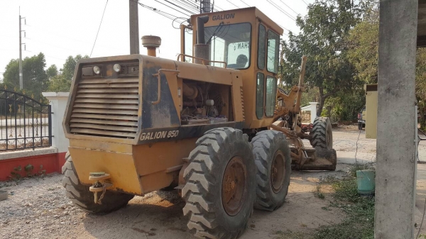 ขาย รถเกรด GALION 850 เอกสารเล่มทะเบียนครบ เครื่องดี ปั้มดี ใช้งานได้ทุกระบบ ยางเต็ม ราคาต่อรองได้ครับ