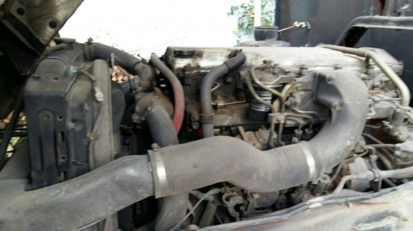 หกล้อ อีซูชุ Daga195ปี40ตู้10บาน ช่วงยาว7.20ม สภาพดีสวยพร้อมใช้งาน ทะเบียนพร้อมโอน