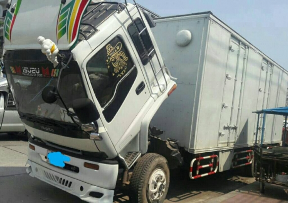 หกล้อ อีซูชุ Daga195ปี40ตู้10บาน ช่วงยาว7.20ม สภาพดีสวยพร้อมใช้งาน ทะเบียนพร้อมโอน