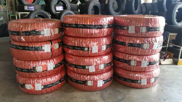 ลดราคายางพิเศษ  ยางปี 2015  ทั้งหมดจ้า