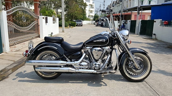 ขาย Yamaha RoadStar1600 ปี 2000 สภาพหล่อสวยๆเลยครับ