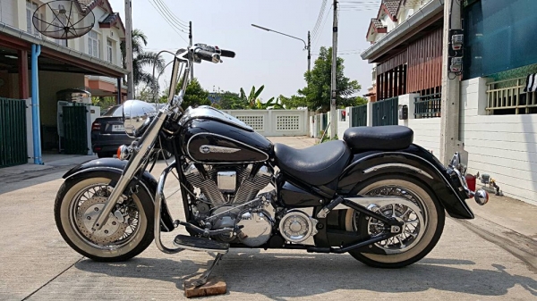 ขาย Yamaha RoadStar1600 ปี 2000 สภาพหล่อสวยๆเลยครับ