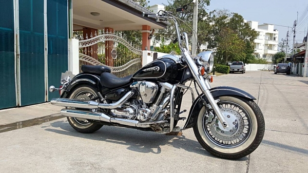 ขาย Yamaha RoadStar1600 ปี 2000 สภาพหล่อสวยๆเลยครับ