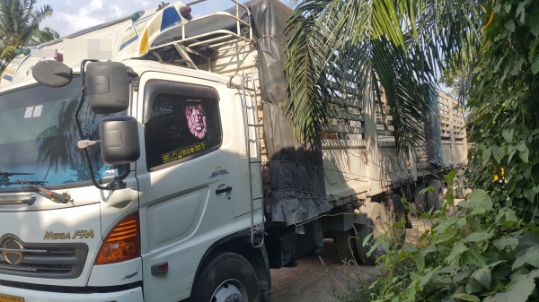 รถพ่วงนี้เจ้าของใจไม่เที่ยง อย่าเสียเวลาโทรมาเลยนะคะ ปารวีก็เสียเวลาและเสียความรู้สึกไปเยอะแล้วจ้า