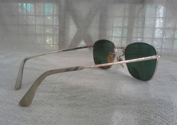 แว่นตาบิดาของ เรย์-แบน  Bausch &amp; Lomb made in USA (ไซซ์หล่อ!)