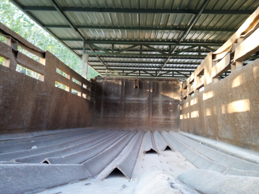 ขายรถบรรทุก 10 ล้อดัมพ์ NISSAN CWM430M 230 แรงม้า กระบะดัมพ์ท้องเรือ ราคา 600000