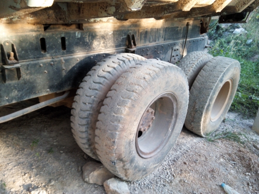 ขายรถบรรทุก 10 ล้อดัมพ์ NISSAN CWM430M 230 แรงม้า กระบะดัมพ์ท้องเรือ ราคา 600000