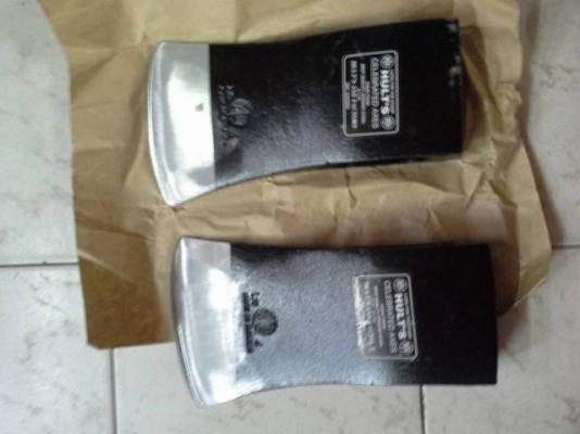 ขายหัวขวานHULT'S CELEBRATED AXES. MADE IN SWEDEN.