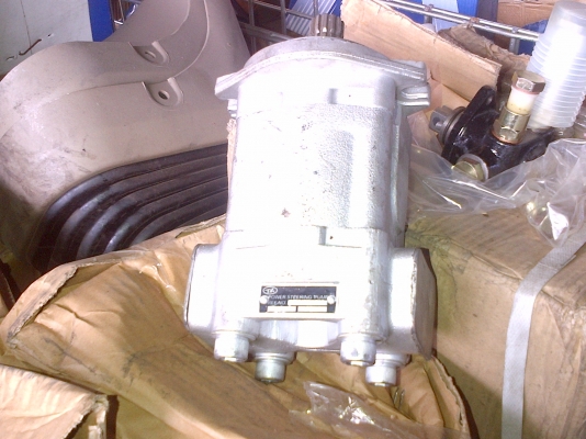 ขายปั้มไฮโดรลิกรถเครน5 ตัน6000 โทร0906208746