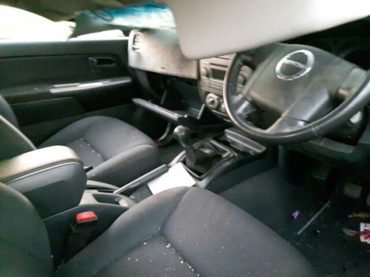 ซากดีเเมกด์ เครื่อง2500 ไฮเเลนเดอร์ สีเทา เเยก ขายอะไหลทุกอย่างทั้งคันมีหลายรุ่นเก๋งเเละกระบะ