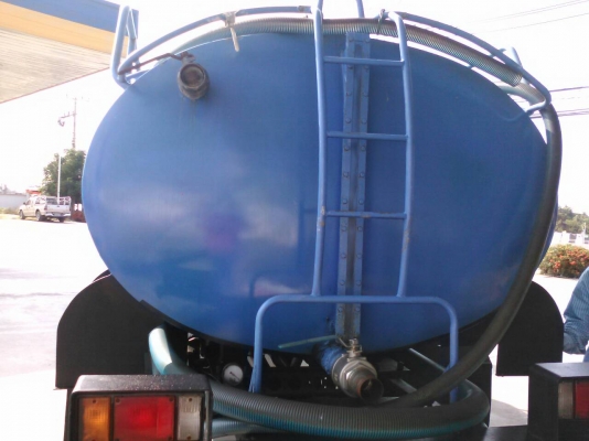 หกล้อ อีซูซุ NPR130แรง บรรทุกน้ำ6,000ลิต สภาพดีสวยพร้อมใช้งาน ทะเบียนพร้อมโอนน หกล้อ อีซูซุ NPR130แรง บรรทุกน้ำ6,000ลิต สภาพดีสวยพร้อมใช้งาน ทะเบียนพร้อมโอนน