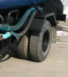 หกล้อ อีซูซุ NPR130แรง บรรทุกน้ำ6,000ลิต สภาพดีสวยพร้อมใช้งาน ทะเบียนพร้อมโอนน หกล้อ อีซูซุ NPR130แรง บรรทุกน้ำ6,000ลิต สภาพดีสวยพร้อมใช้งาน ทะเบียนพร้อมโอนน