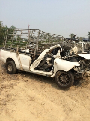 ซากวีโก้ เครื่อง2500 ถอดเเยกขายอะไหลทุกอย่างทั้งคันมีหลายรุ่นเก๋งเเละกระบะ