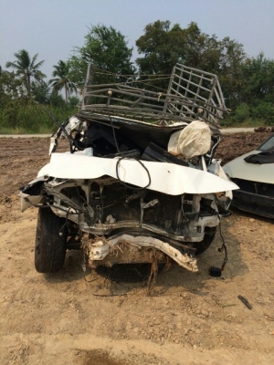 ซากวีโก้ เครื่อง2500 ถอดเเยกขายอะไหลทุกอย่างทั้งคันมีหลายรุ่นเก๋งเเละกระบะ