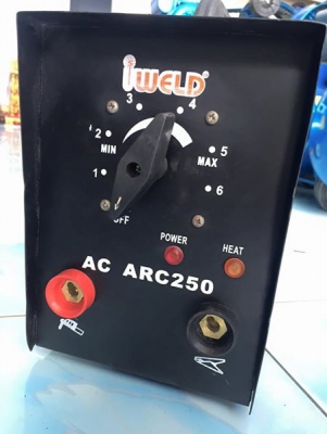 ตู้เชื่อม 250แอมป์ iweld arc250 มือสองสภาพดีๆคับ ตู้เชื่อม 250แอมป์ iweld arc250 มือสองสภาพดีๆคับ