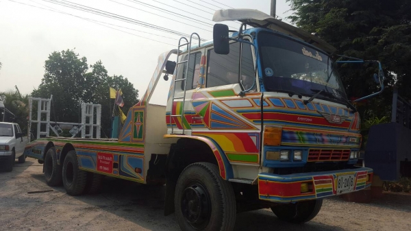 "...ขายรถดี ราคาประหยัด..." รถเทรลเลอร์ 10 ล้อ HINO KT725 2 เพลา เครื่อง EP100 = 280 แรงม้า บรรทุกรถเกี่ยวข้าว "...ขายรถดี ราคาประหยัด..." รถเทรลเลอร์ 10 ล้อ HINO KT725 2 เพลา เครื่อง EP100 = 280 แรงม้า บรรทุกรถเกี่ยวข้าว