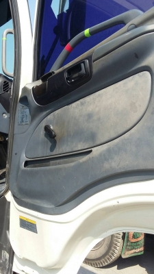 รถฮีโน่ 10 ล้อ หัวลาก FM2P  320 แรงม้า. ปี 49. ( รถวิ่ง 4xx,xxx กม. )     สนใจติดต่อ  081 - 6079515