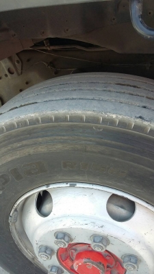 รถฮีโน่ 10 ล้อ หัวลาก FM2P  320 แรงม้า. ปี 49. ( รถวิ่ง 4xx,xxx กม. )     สนใจติดต่อ  081 - 6079515