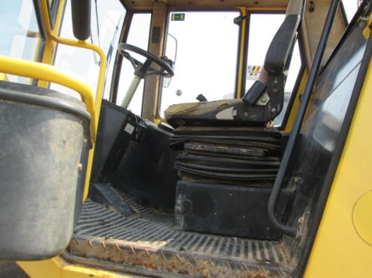 ขายรถบดสั่น สะเทือน 20 ตัน BOMAG BW219DH-3 ปี 2001 มือสองนำเข้าจากต่างประเทศ สภาพดี ขายรถบดสั่น สะเทือน 20 ตัน BOMAG BW219DH-3 ปี 2001 มือสองนำเข้าจากต่างประเทศ สภาพดี