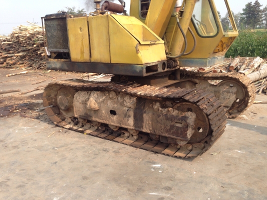 ขายรถแบคโฮล KOMATSU PC80  ราคา 175,000 บาท  สนใจโทรสอบถามรายละเอียดได้ครับ คุณ ชัยยา สตึก โทร 081-9972972 089-8451778