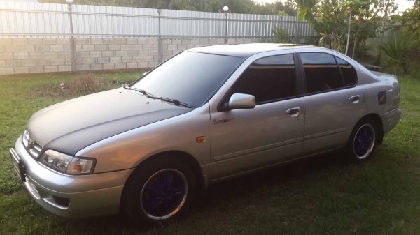 Nissan พรีเมล่า ปี 98 เครื่อง sr 20 แน่นๆแรงๆติดแก็สหัวฉีดแล้วครับ