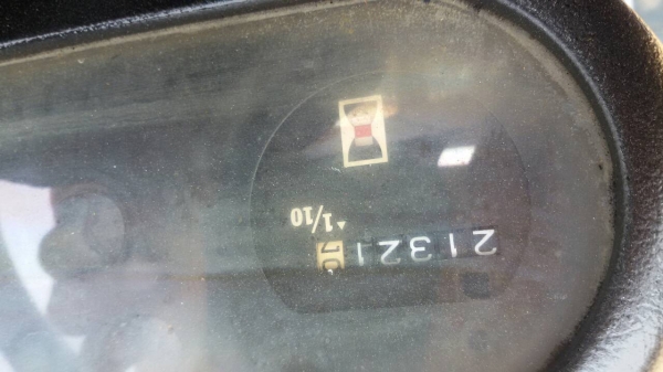 รถยก TOYOTA 6FG15  เครื่องเบนซิน เสาสูง 3 เมตร ยกได้ 1.5 ตัน   เกียร์ธรรมดา ยางตันหน้าหลัง  รถนำเข้า สนใจติดต่อ 089-7949488