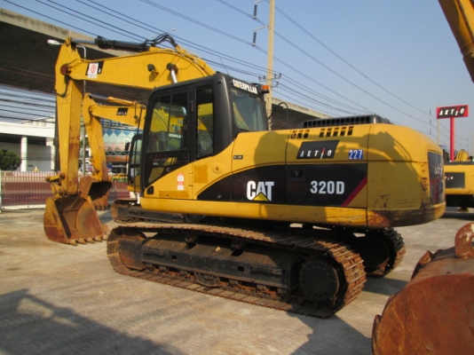 ขายรถขุด CATERPILLAR 320D