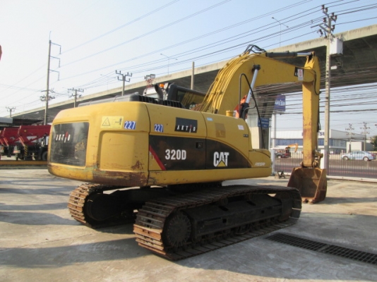 ขายรถขุด CATERPILLAR 320D