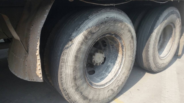 สิบล้อ ฮีโน่ FM3H195โบว์ ปี37ช่วงยาว7.20ม สภาพดีเดิมสวยพร้อมใช้ ทะเบียนพร้อมโอน