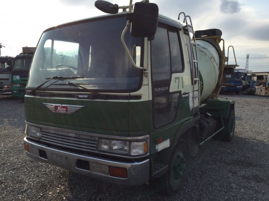 รถโม่ปูนมือสองจากญี่ปุ่น HINO เครื่องHO7D โม่2.5คิว รถโม่ปูนมือสองจากญี่ปุ่น HINO เครื่องHO7D โม่2.5คิว