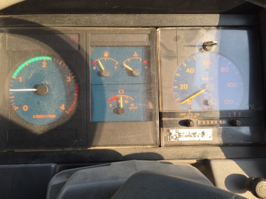 รถโม่ปูนมือสองจากญี่ปุ่น HINO เครื่องHO7D โม่2.5คิว รถโม่ปูนมือสองจากญี่ปุ่น HINO เครื่องHO7D โม่2.5คิว