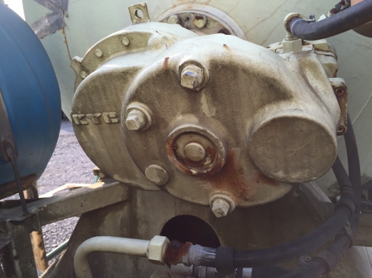 รถโม่ปูนมือสองจากญี่ปุ่น HINO เครื่องHO7D โม่2.5คิว รถโม่ปูนมือสองจากญี่ปุ่น HINO เครื่องHO7D โม่2.5คิว