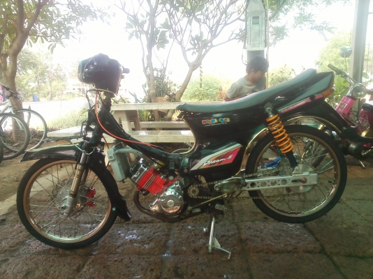 ขาย ดรีมคุรุเครื่องโซ125 รถพร้อมใช้งาน เครื่องไม่ดัง ไม่ควัน ไม่หอน ไม่ ท.บ ไม่ลดเเล้ว ค่าตัว 9000 บาท