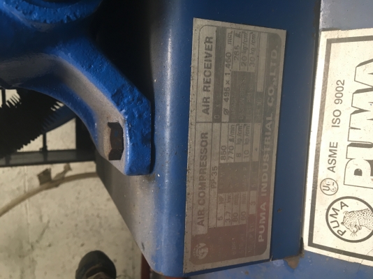 ปั้มลมมือสอง พูม่า5แรง ไฟ380 ปั้มลมมือสอง พูม่า5แรง ไฟ380