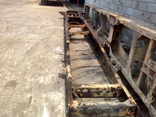 ขาย ครัซซีเปล่าMITSUBISHI FN527ไม่มีเล่ม สภาพสวยไม่ผุ