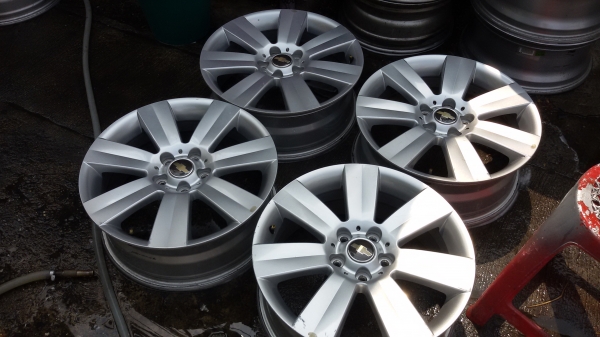 แม็กเปล่า Chevloret Captiva ขอบ 17/18-5-114.3  2ชุด สภาพเดิมๆ  ไม่คดไม่ดุ้ง ไม่เคยเก็บสี