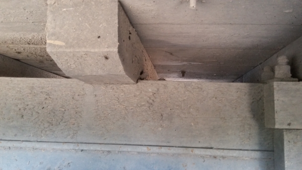 คอกเหล็ก