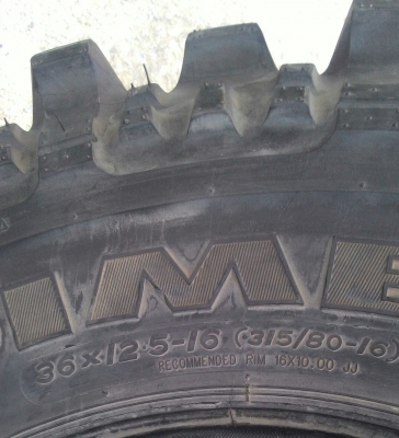 ขาย ยางลุยๆ ตะขาบ SIMEX 36ขอบ16