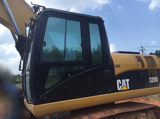 รถแบคโฮ  CAT  320D  ( รถทำงาน  6,xxx  กว่า ชม. )    สนใจติดต่อ  081 - 6079515