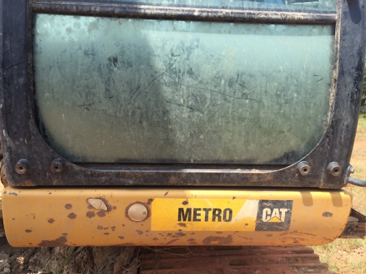 รถแบคโฮ  CAT  320D  ( รถทำงาน  6,xxx  กว่า ชม. )    สนใจติดต่อ  081 - 6079515