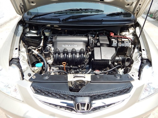 06 CITY ZX วีเทค เกียร์ออโต้ ออกรถ 9,000 บาท 06 CITY ZX วีเทค เกียร์ออโต้ ออกรถ 9,000 บาท