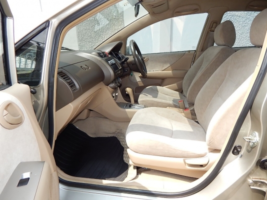 06 CITY ZX วีเทค เกียร์ออโต้ ออกรถ 9,000 บาท 06 CITY ZX วีเทค เกียร์ออโต้ ออกรถ 9,000 บาท