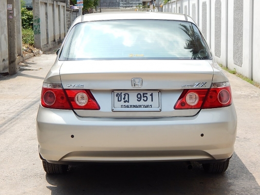 06 CITY ZX วีเทค เกียร์ออโต้ ออกรถ 9,000 บาท 06 CITY ZX วีเทค เกียร์ออโต้ ออกรถ 9,000 บาท