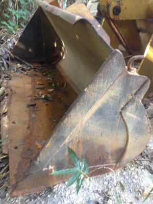 รถตัก KOMATSU  515.   สนใจติดต่อ  081 - 6079515